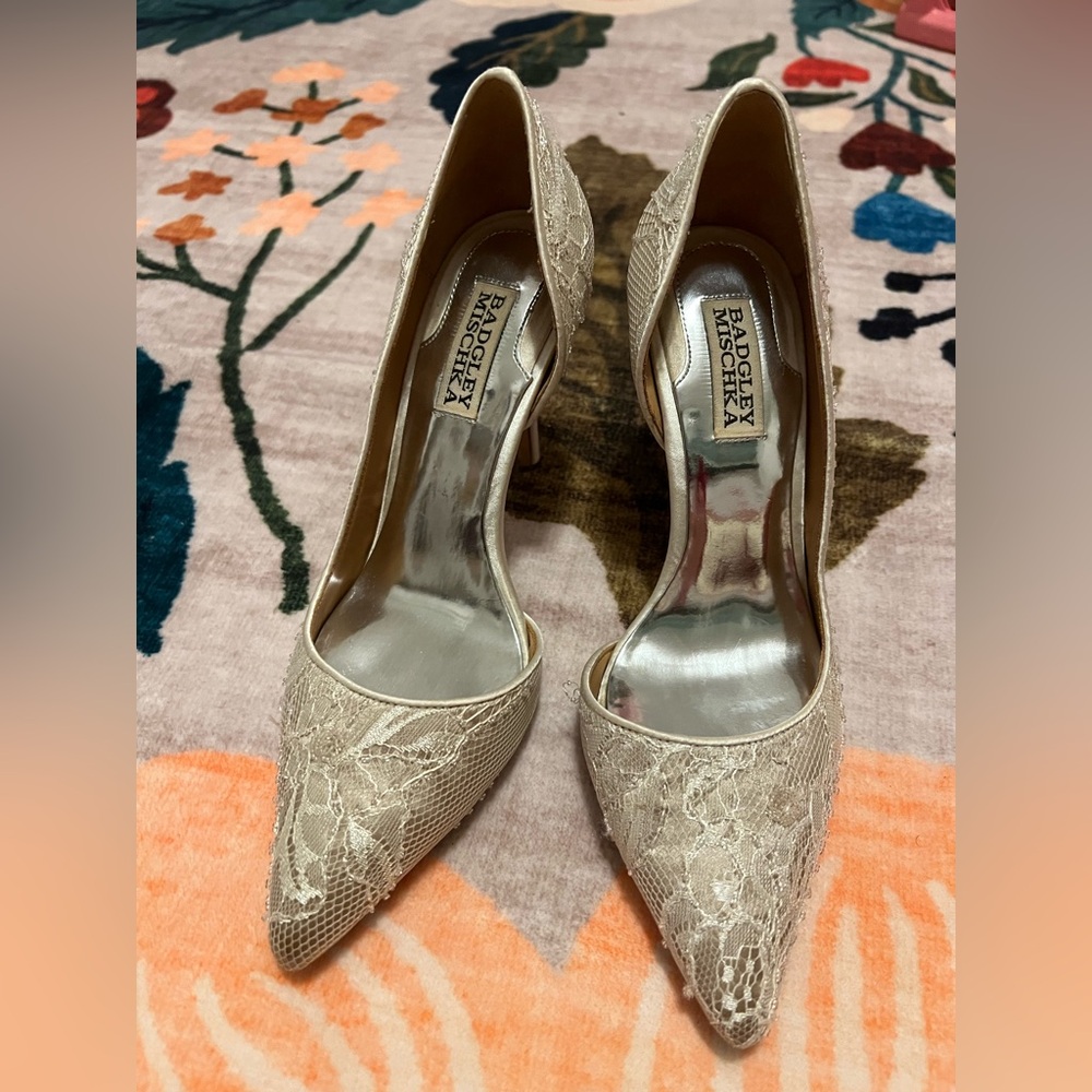 NEW Badgley Mischka Wedding Pumps